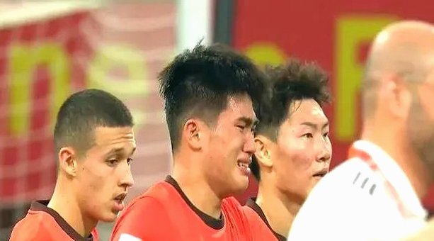久尔杰维奇和安东尼奥，你选谁？