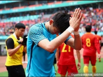 怒斥“黑裁”误判！董路爆料中国足球小将遭遇不公待遇